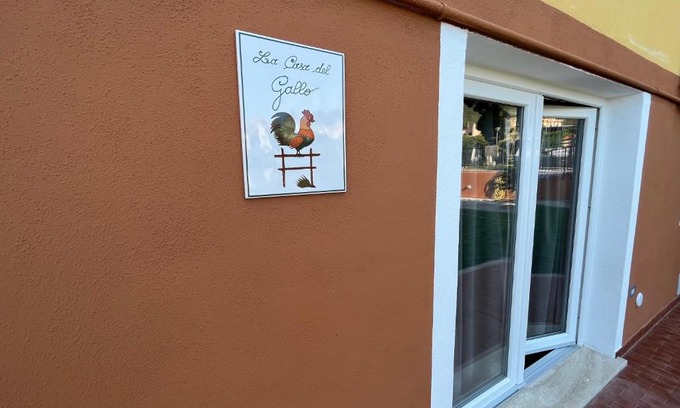 Pietra Ligure Apartment | Experience Oceanfront Comfort at La Casa del Gallo