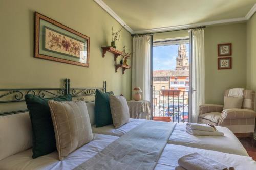 Haro House | Pet and Child Friendly Getaway at La Casa del Mercadillo