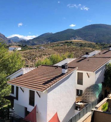 Barrio de la Vega House | Pet-Friendly Retreat at La Casa del Pianista - 4-Star Oasis