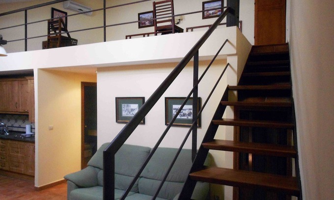 Old Town Baeza Cottage | Cozy La Casa del Seise: Spa Retreat for Couple Getaways
