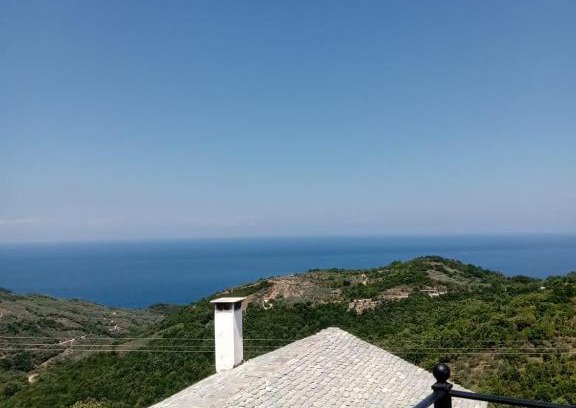 Keramidi House | Family-Friendly Getaway at La Casa del Sol - 9.4/10 Rating