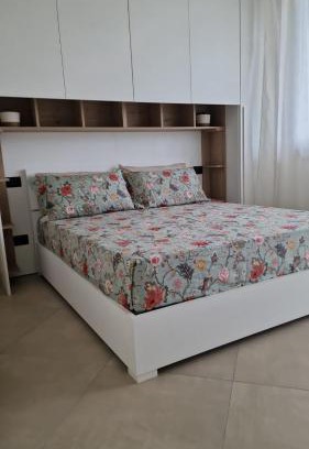 Lido di Camaiore Apartment | Coastal Retreat: La Casa del Sole with Ocean Views
