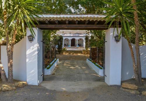 Manzanilla Villa | Experience Nature at La Casa del Valle - 4-Star Retreat