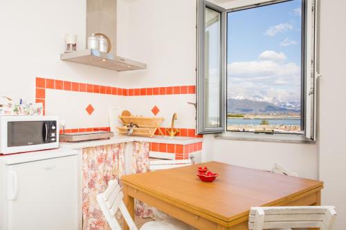 Bocca di Magra Apartment | Discover La Casa della Tilde: Pet-Friendly Ocean Views