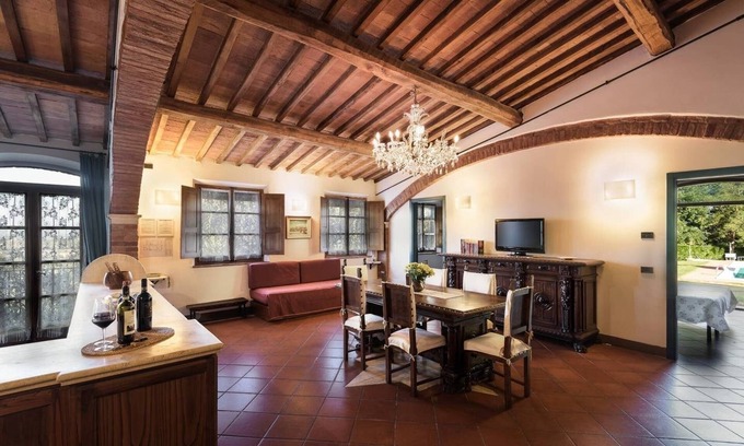 Acquaviva Apartment | Experience La casa delle Querce - Policiano Suite Awaits