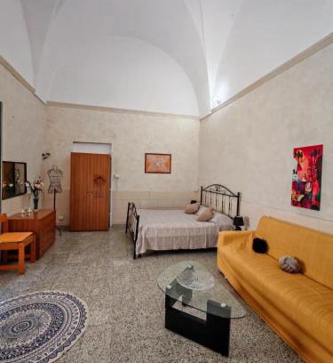Centro Storico Apartment | Discover La Casa delle Zie: Rated 8.6/10 by Guests