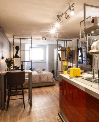 Centro Storico Nord Apartment | Discover La Casa dello Stilista: 4-Star Gem for Families