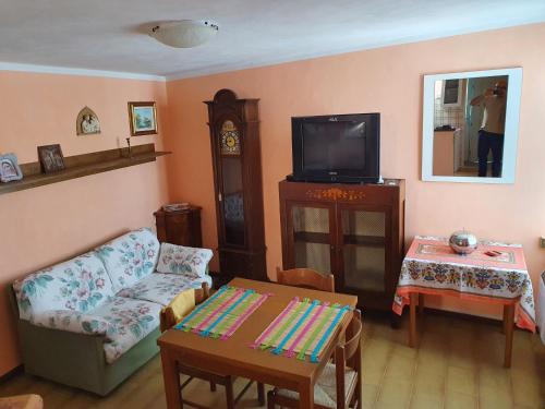 Bedizzole House | Experience Comfort at La Casa di Agnese - 8/10 Rated Stay
