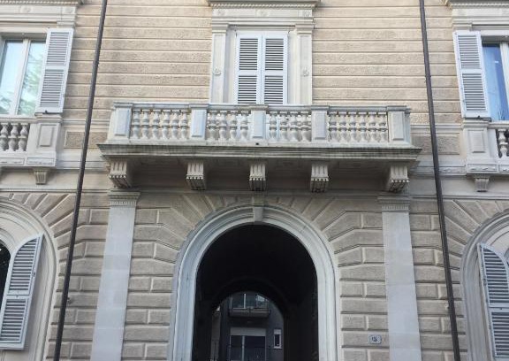 L'Aquila Apartment | Pet-Friendly Retreat at La Casa Di Ago with Kitchen & Breakfast