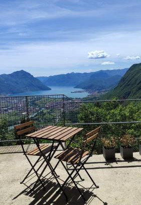 Rogno House | Family-Friendly Retreat at La Casa di Cesare - 4 Stars
