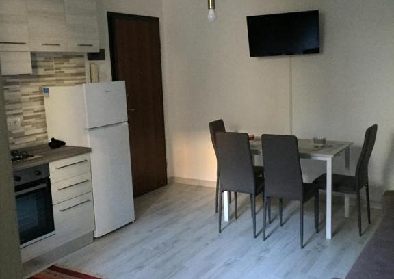 Est Apartment | Experience LA CASA DI CHICCO E GINNY: Guest Rated 9/10