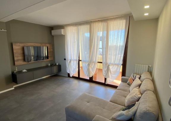 Concorezzo Apartment | Family-Friendly Stay at La Casa di Davide Milano Monza