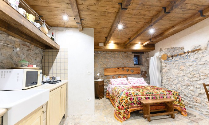 Fornelli Bed & Breakfast | Cozy La Casa di Duilia: Family-Friendly with Breakfast