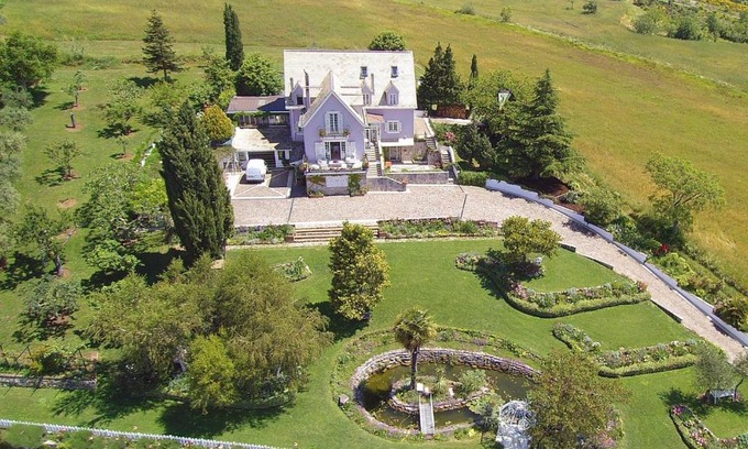 Materdomini Bed & Breakfast | Relax at La Casa di Mimma: Family-Friendly & Pet Welcoming