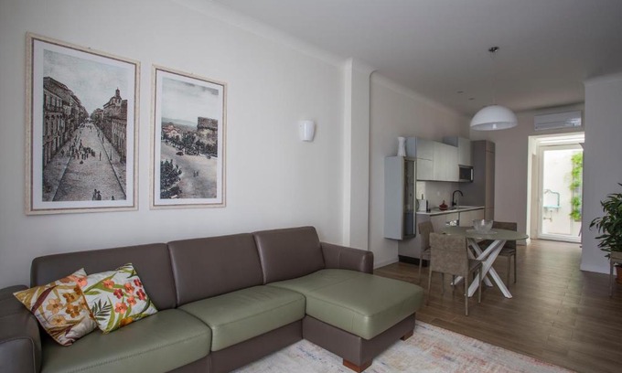 Reggio Calabria Apartment | Discover La casa di Nausicaa: A 4-Star Family Retreat
