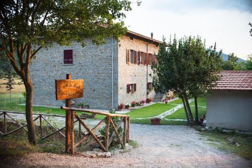 Piazzano House | Discover La casa di Nunzi: Oceanfront, Pet-Friendly Retreat