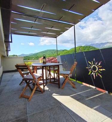 Giaveno Bed & Breakfast | Pet-Friendly Paradise at La casa di Ottavio with Ocean View