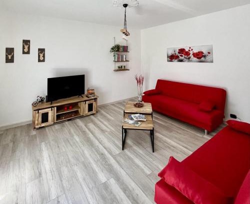 Locana Apartment | Inviting Stay at La Casa Di Sabi - Guest Rated 9.5/10