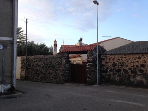 Bauladu House | Pet-Friendly Retreat at La casa di Sergio with Breakfast