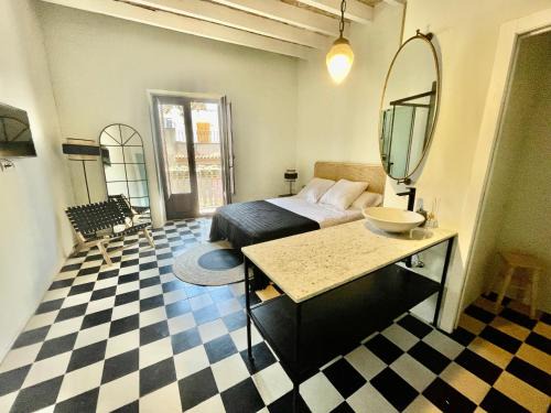 Santa Magdalena de Pulpis House | Discover La Casa del Carrer Major: Oceanfront Bliss Awaits