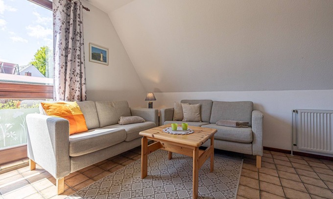 Norgaardholz Apartment | Cozy La Casa Apartment Uferschwalbe with Oceanfront Views