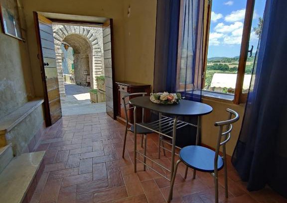 Toffia Apartment | Budget-Friendly La Casa in Piazza - Child-Friendly Stay