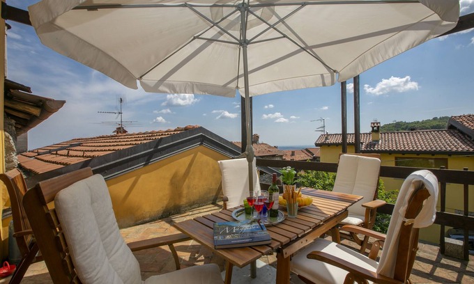Nebbiuno House | Discover La Casa nel Borgo: Lake View & Spa Retreat