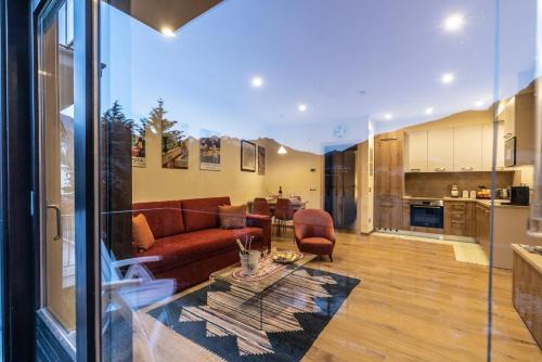 Chiavenna Apartment | Discover La Casa sul Fiume: Family-Friendly Retreat