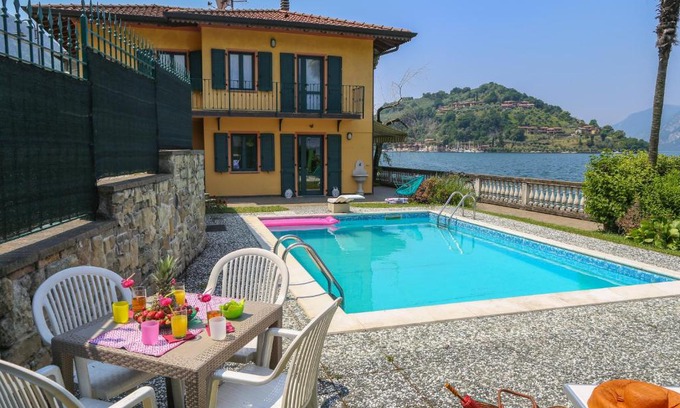 Sulzano Apartment | Idyllic Retreat at La Casa sul Lago d'Iseo - Family Friendly