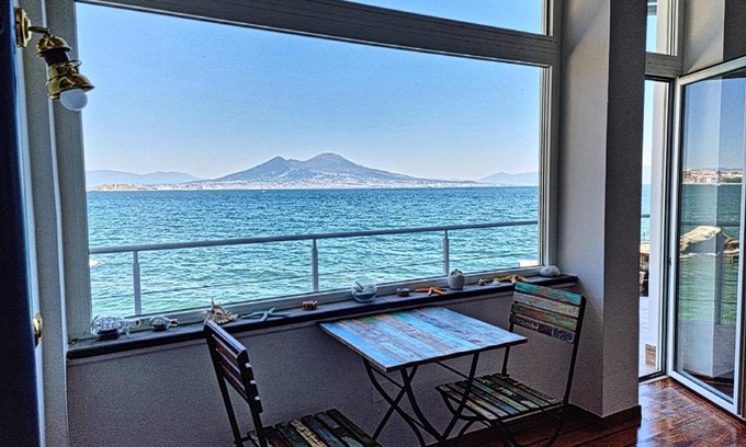 Posillipo Apartment | Experience LA CASA SULL'ACQUA: Pet-Friendly & Family Fun