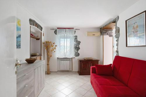 Beverino Apartment | Pet-Friendly Retreat at La Casa Sulla Collina - 10/10 Rating