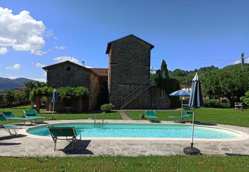 Filattiera House | Cozy Stay at La Casatorre Di Ponticello with Pool & Pets