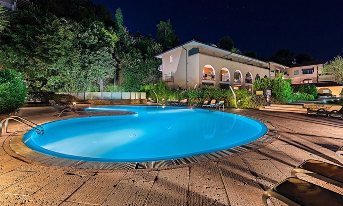 Manerba del Garda Apartment | La Cascata 28 Apartment by Wonderful Italy