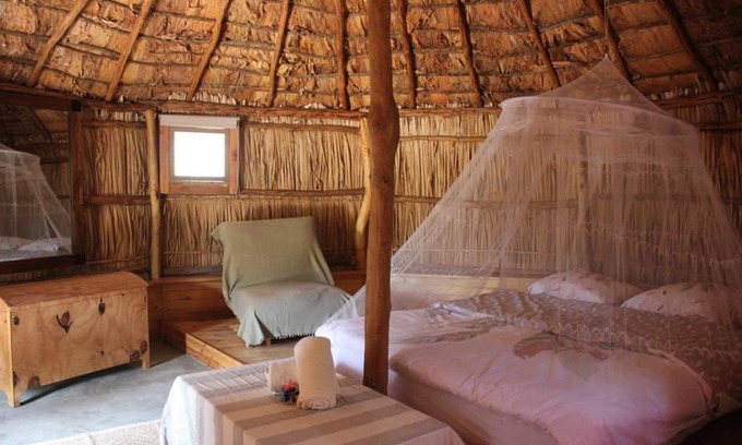 South Province Ski Chalet | Experience La Case: Oceanfront Retreat with Spa Amenities