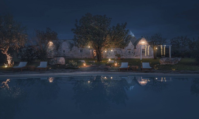 Impalata House | La Casedda don Gaetano: nature and pool in the trulli village