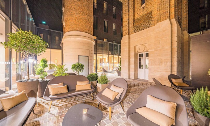 Reims City Centre Hotel | Relax at La Caserne Chanzy Hotel & Spa: Guest Rated 9.2