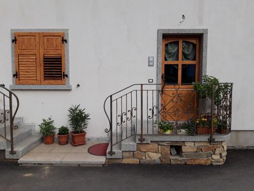 Commezzadura Apartment | Pet-Friendly Appartamento with High Guest Rating of 9.3/10