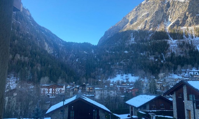 Pre-Saint-Didier Apartment | Family-Friendly Retreat at La Casetta di Montagna, Courmayeur