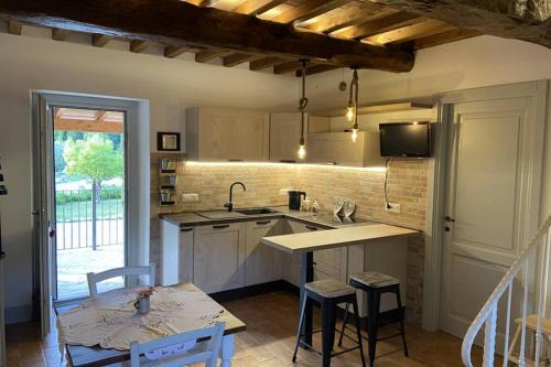 Terni House | Pet-Friendly Retreat at La Casetta di nonnaNà - 9.4/10 Rating