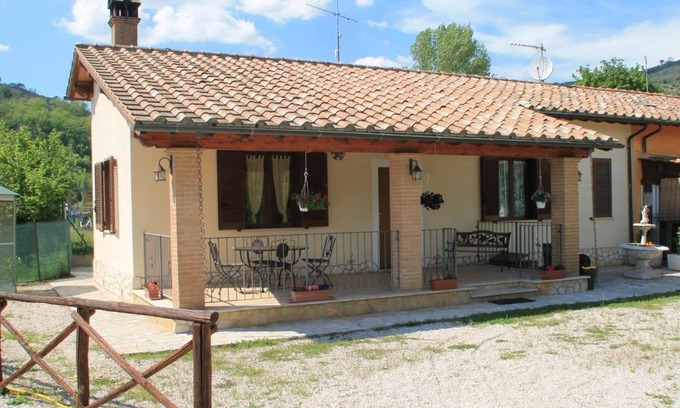 Montefranco House | Pet and Child Friendly Retreat: La Casetta di Rosa