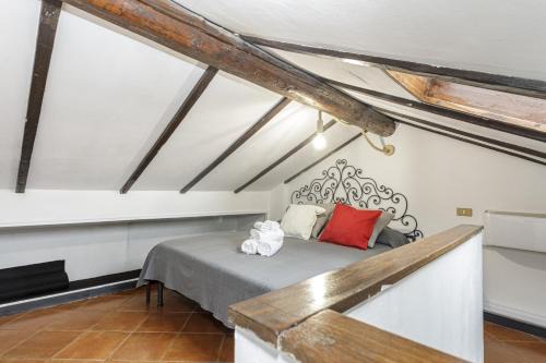 Pegli Apartment | Explore Family-Friendly La Casetta di Tata with Hot Tub