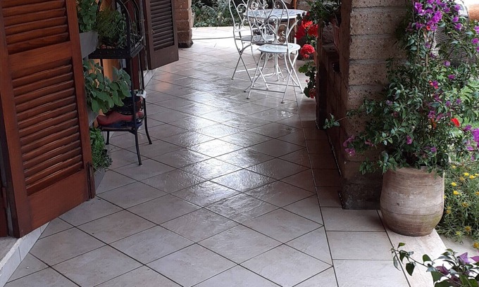 Lake Bracciano House | Relax at La Casetta di Samba with Ocean Views & Spa