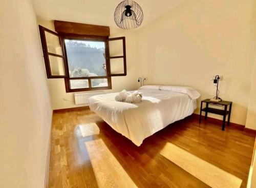 San Pedro de la Ribera House | Discover La Casina de Noah: Family-Friendly Retreat