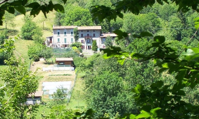 Serina House | Experience La Casina nella Valle: Guest Rated 10/10 Stay