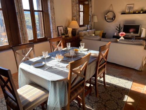 Espinoso de Compludo House | Top-Rated La Casita de Chocolate - Pet & Child Friendly Stay