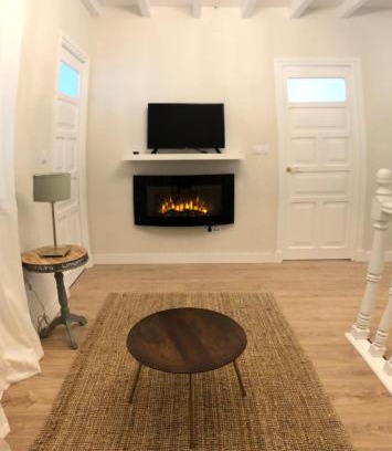 Aviles Apartment | Discover La casita de El Montán Alta with Ocean Views