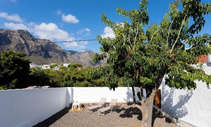 Buenavista del Norte House | Ocean View Retreat at La Casita de Juana - Rated 9/10!