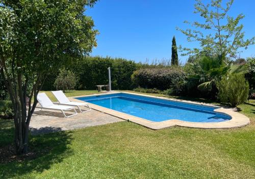 New Golden Mile House | Discover La Casita: Oceanfront Bliss with 10/10 Ratings