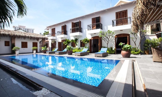 Thao Dien Hotel | Delightful Stay at La Casita Saigon with Pool & Hot Tub