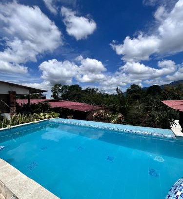 Ibague House | La casona de la loma Ibague